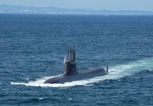 【美韩联合演训“沉默鲨鱼”！朝中社：鲁莽军事蠢动，威胁和平稳定】半岛的空气向来不