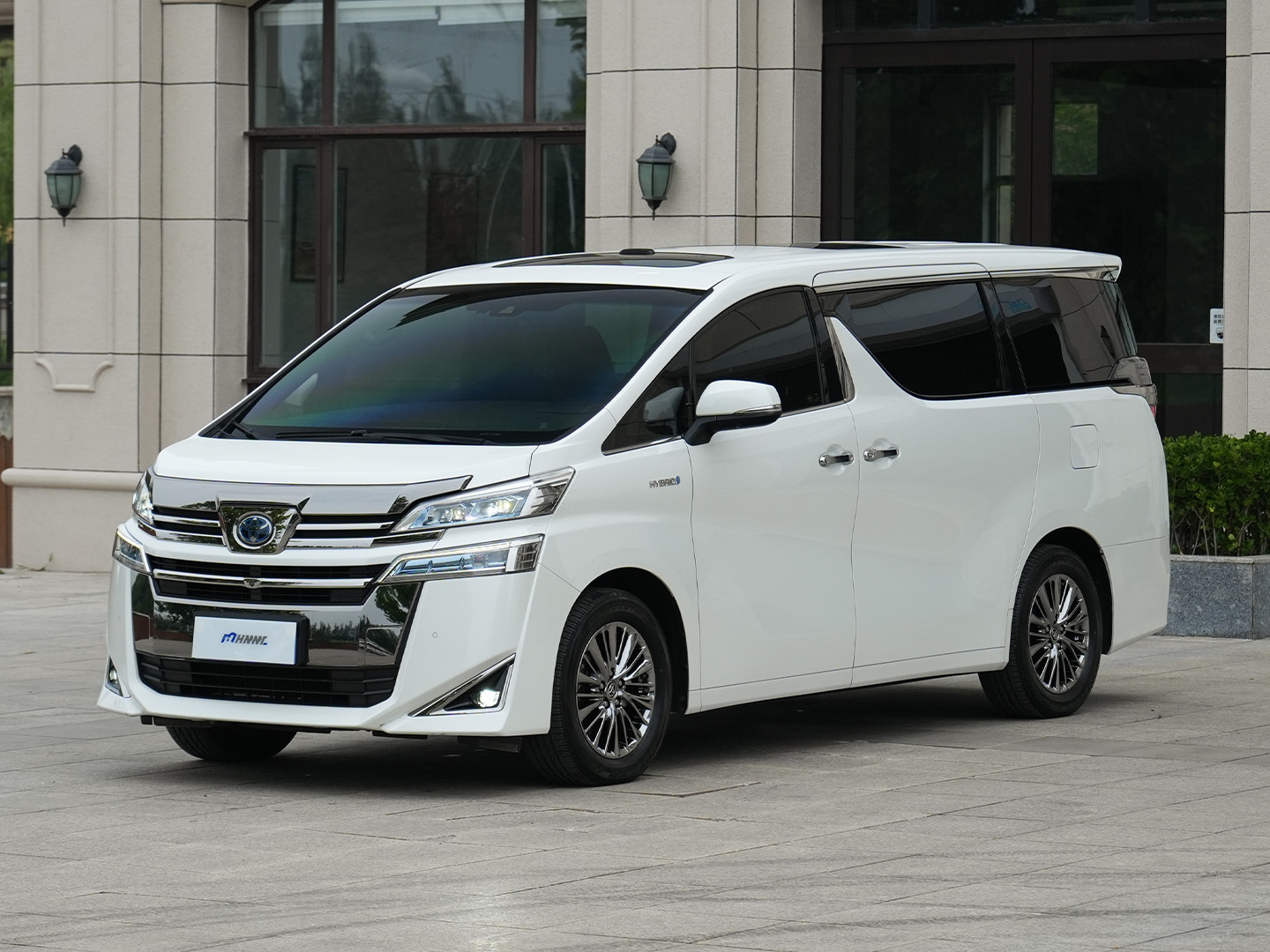 全国找车[超话] 【2019款 丰田 威尔法 双擎 2.5 HV尊贵版】【实车颜