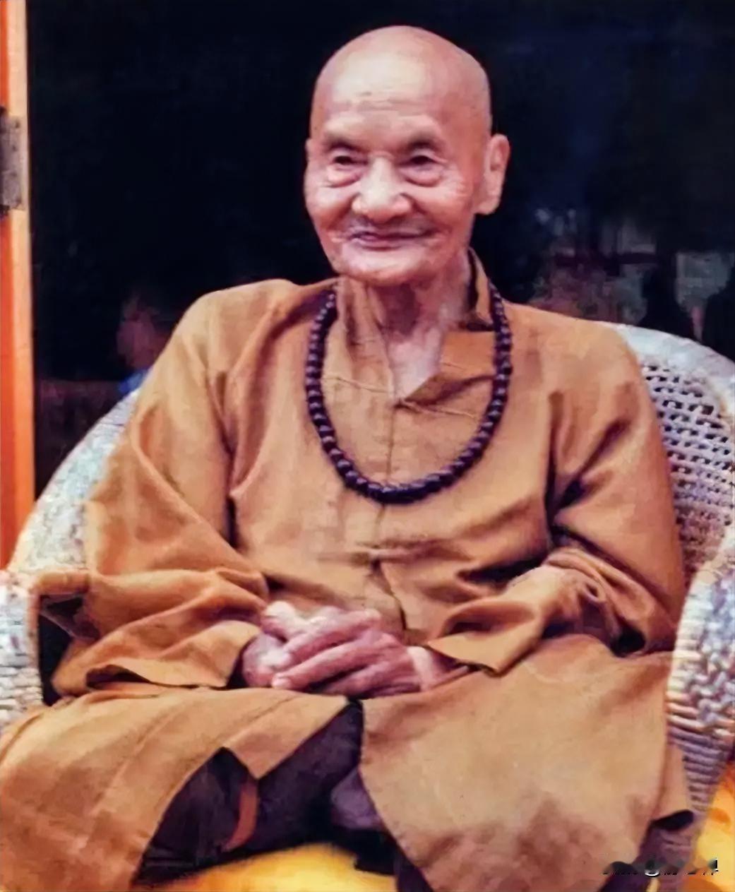 广钦老和尚开示说：“在家人总希望子女长大成人，有一番作为，读大学、读博士、赚大钱