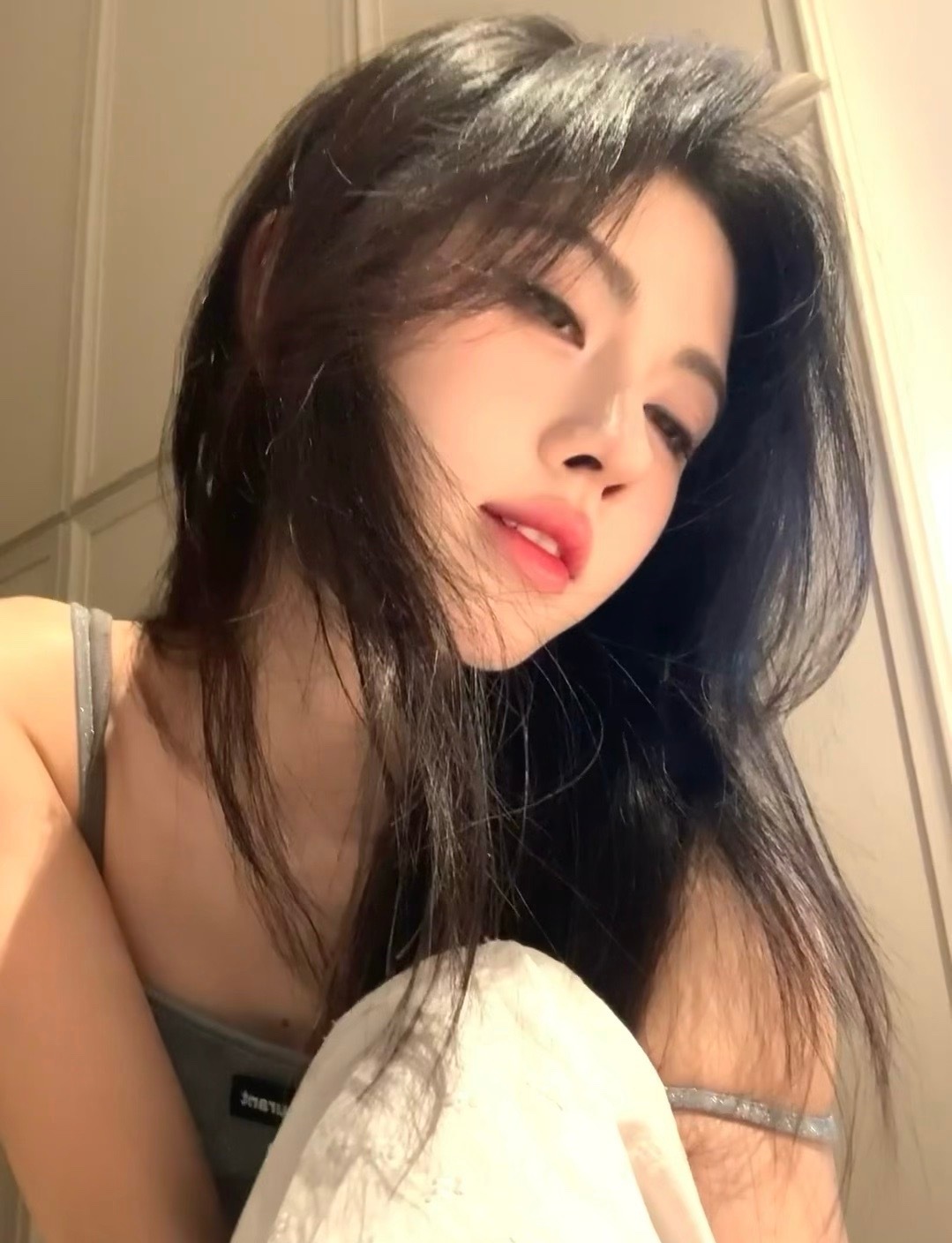 赵美延问中国最火美女是谁太好了 是鞠姐的live图 我们有救啦！好美丽 好御姐 