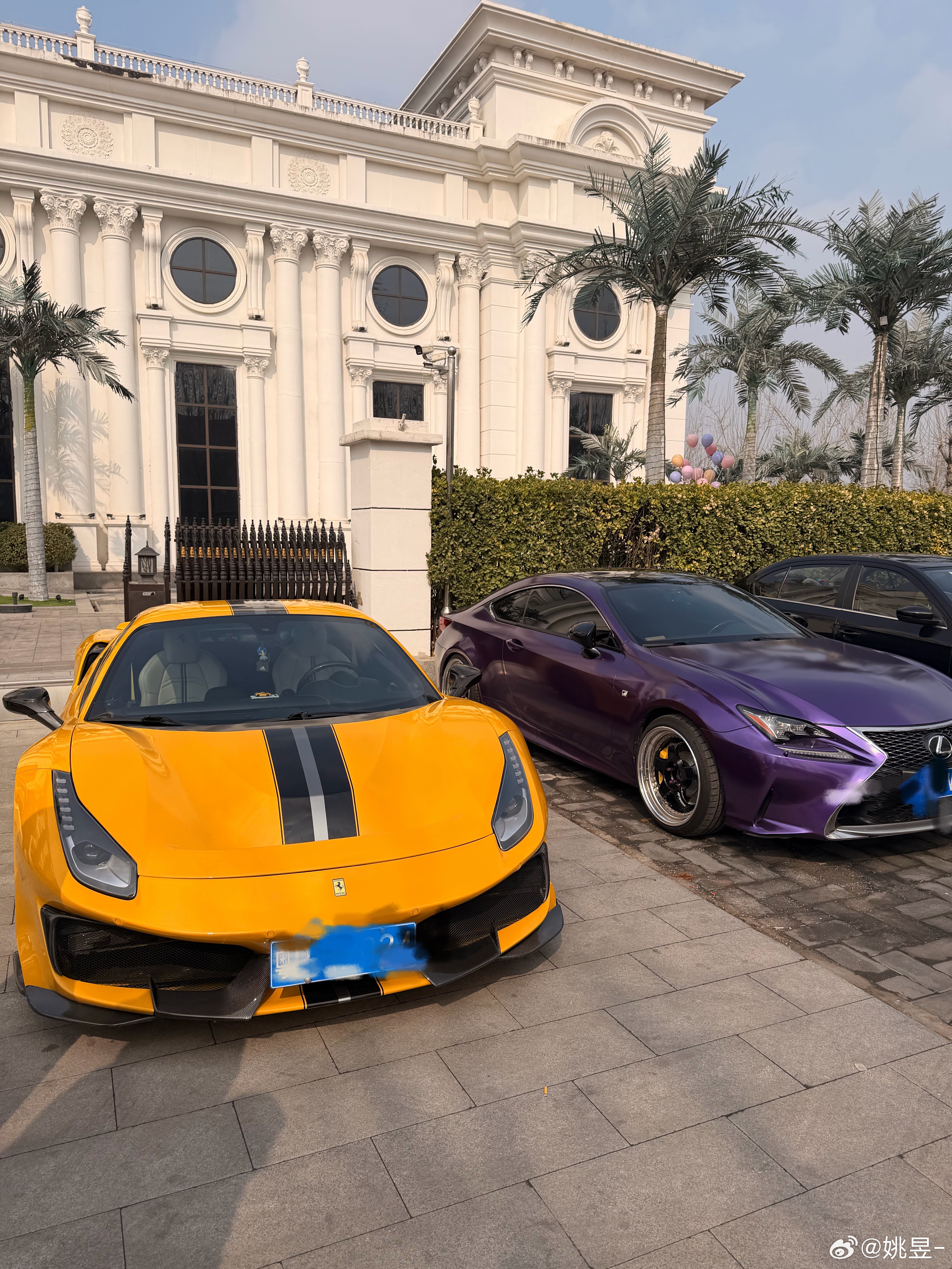 今日大婚，我们这一桌是他的玩车朋友哈哈他是个雷克萨斯铁粉，所以参加他婚礼我必须开