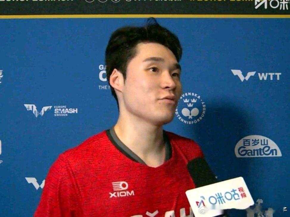 张禹珍让二追三菲利克斯勒布伦晋级2025WTT欧洲大满贯男单第二轮的赛后采访🎤