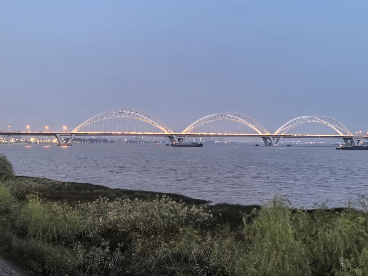 【热评】公司错发工资不还构成不当得利
公司错发工资员工不还合理吗

热议的智利一