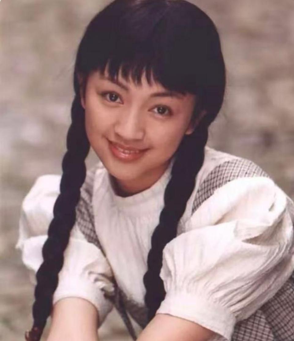 她是陈坤、陆毅得不到的女人，却嫁给丑丈夫，掌管半个娱乐圈
娱乐
