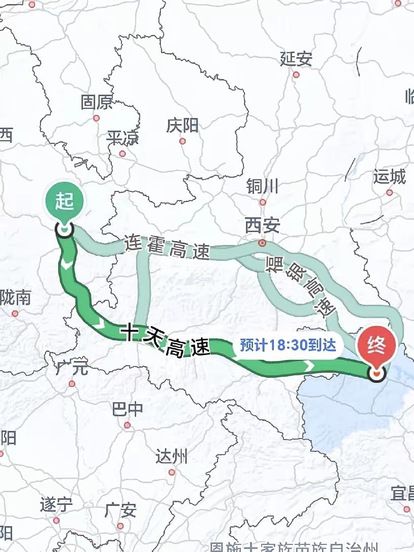 十天高速的车流还可以，很多西南地区北上和西北地区东出的车流更加选择走十天高速会快