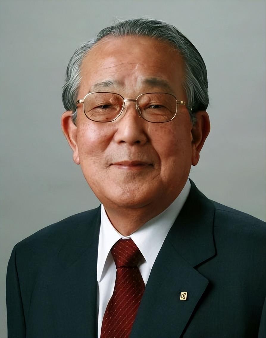 “日本经营之父”稻盛和夫（含稻盛和夫对年轻人的十条忠告）
稻盛和夫是日本著名实业