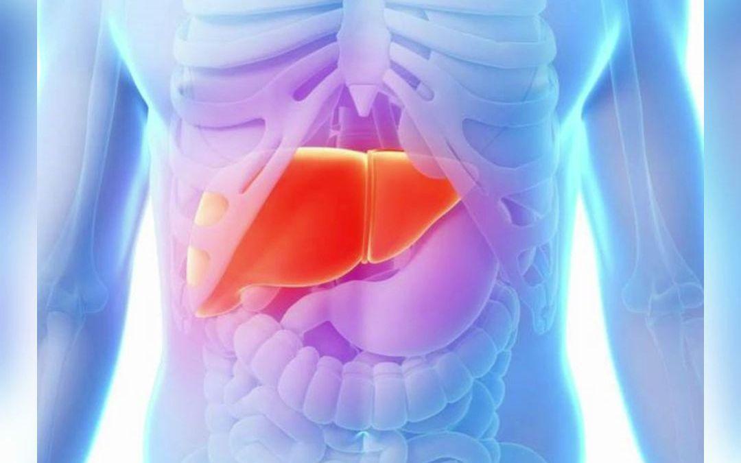 肝脏是我们身体里非常重要的器官，当肝脏出现病变时，下面这6个身体上的表现，一定要