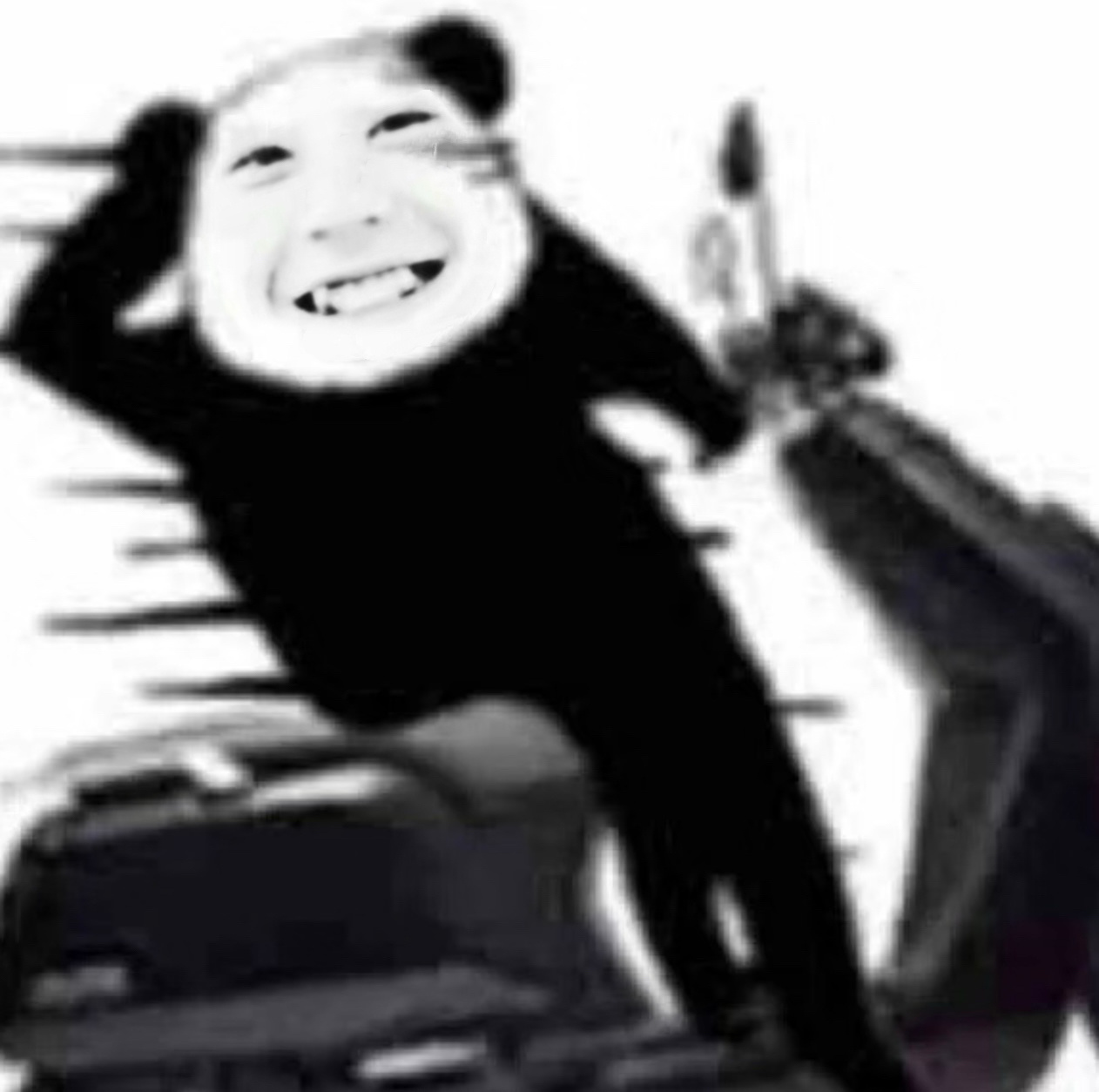 恭喜无畏带队三连胜🏍️坐上后座带i7姐兜风  专栏 · 无畏熊猫头