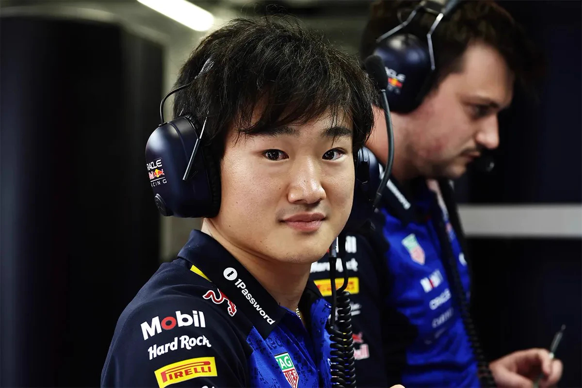f1 角田裕毅原本有机会在今年11月亮相阿德莱德，驾驶一辆GT3赛车参赛，但这项