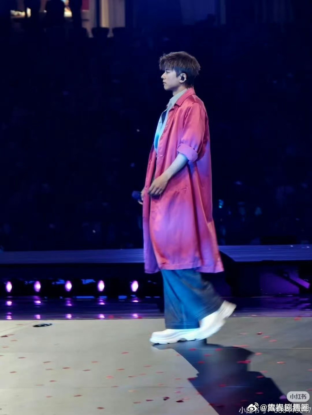 张杰的鸟巢舞台是史诗级的 张杰鸟巢演唱会亲临现场才懂什么叫史诗级舞台，张杰把鸟巢