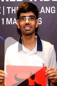 终于有人支棱起来了！国乒05后小将黄友政，这次没给对手机会。

新加坡大满贯，他