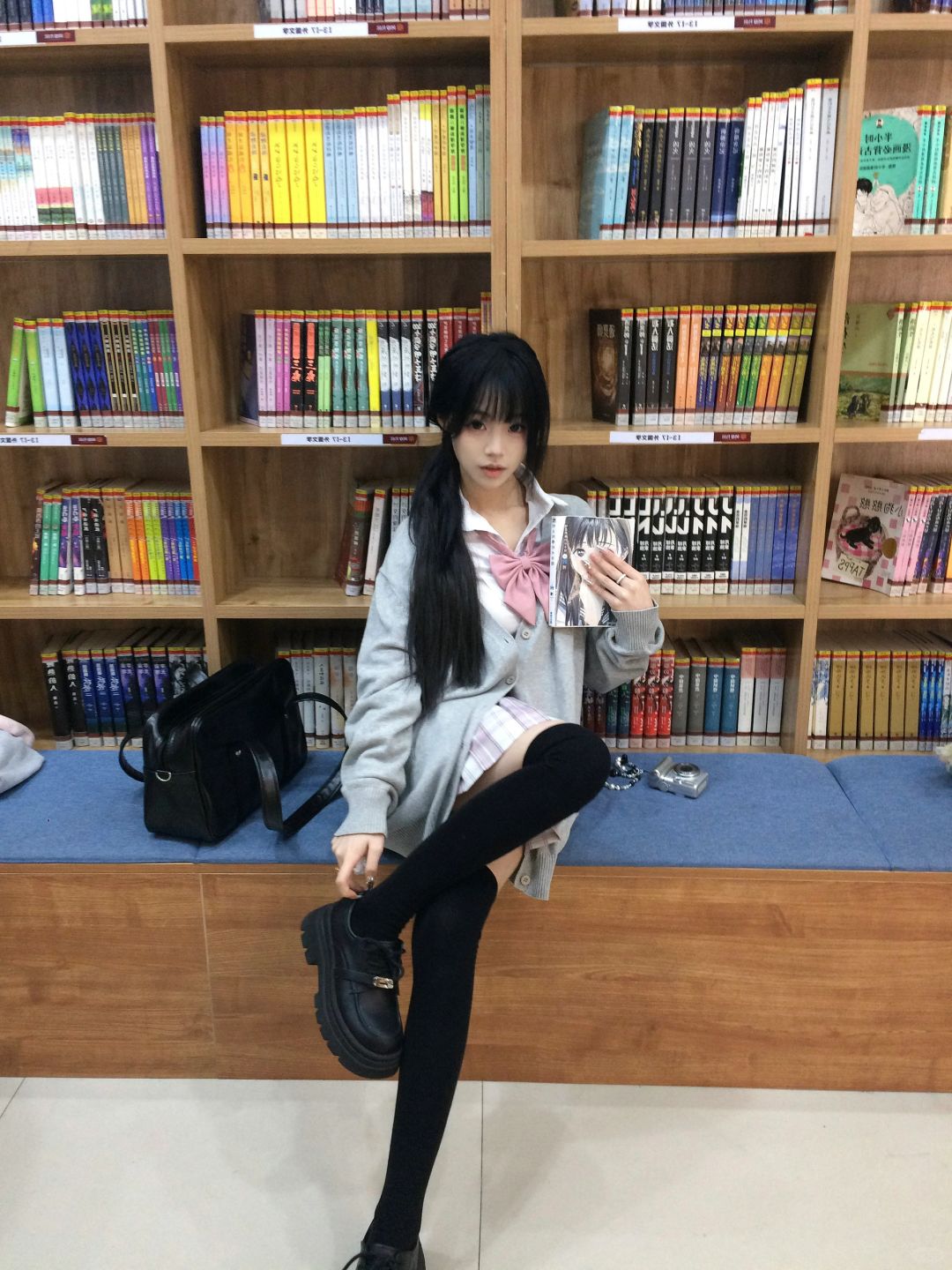 爱一个人要听她讲的一千种苦涩
