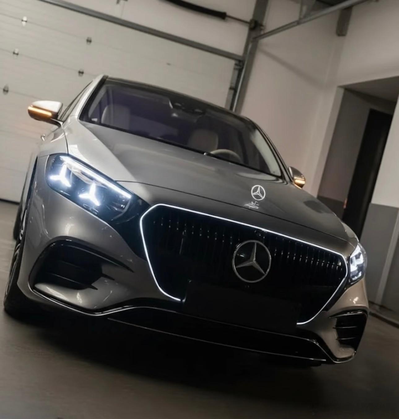 早，新款S-Class照片泄漏出来了，本月29号正式亮相，大家觉得外观设计如何？