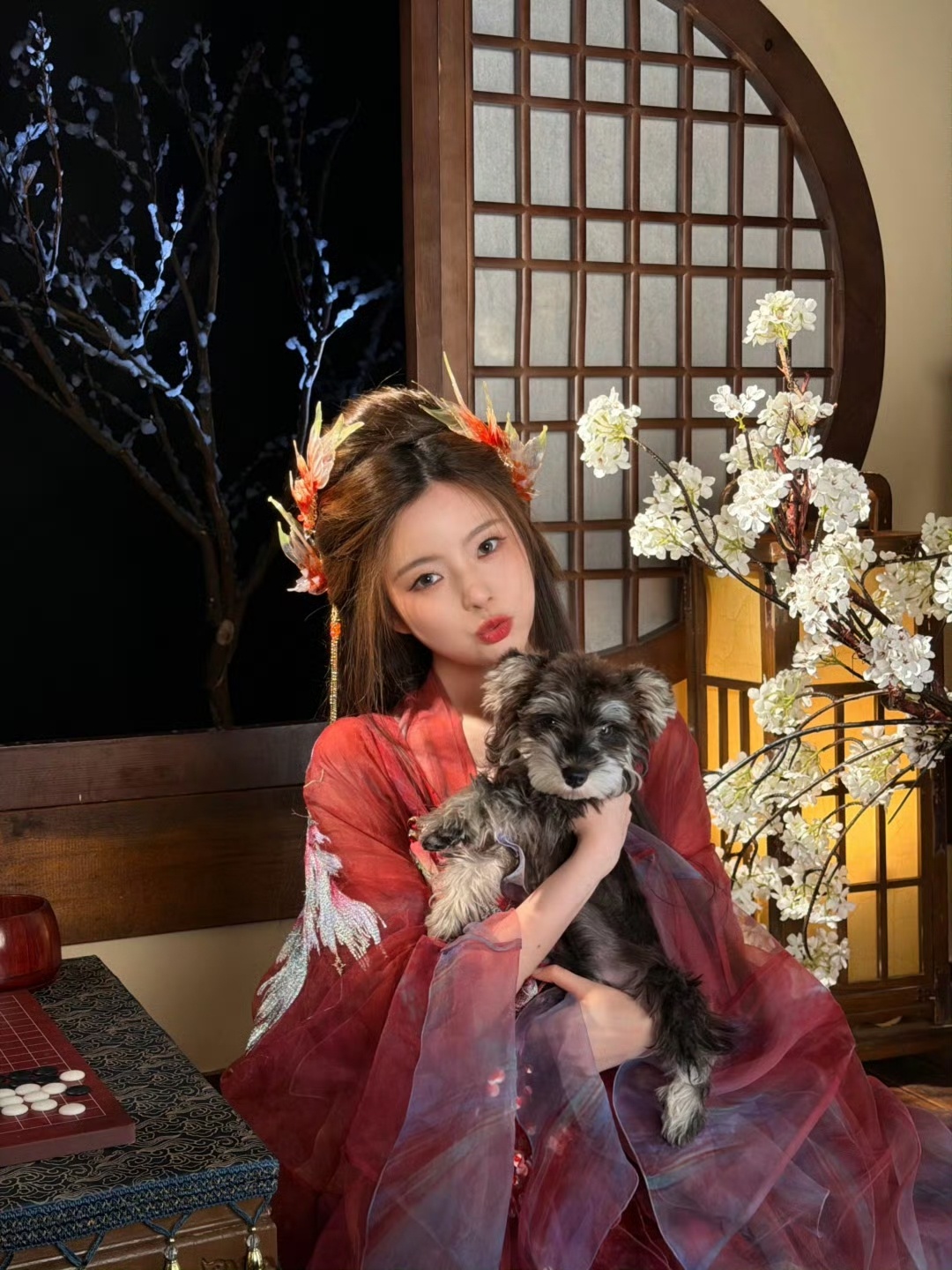 陈卓璇好像以前的一个造型两个萌萌的宝宝全方位无死角炫娃的哼哼妈 