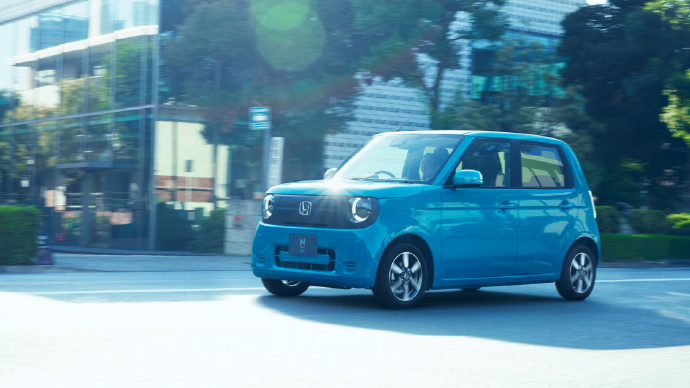 本田首款电动轻型车N-ONE E，续航295km。售价1.8 万美元，感觉这价格