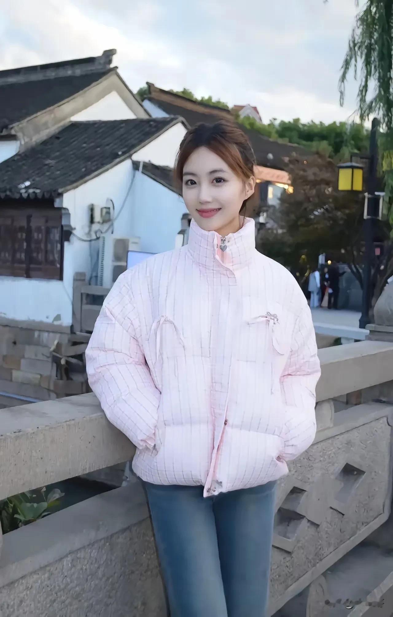 冬日生活打卡季春节带这样的女朋友回家应该会赢的全村人的目光[吃瓜群众][吃瓜群众