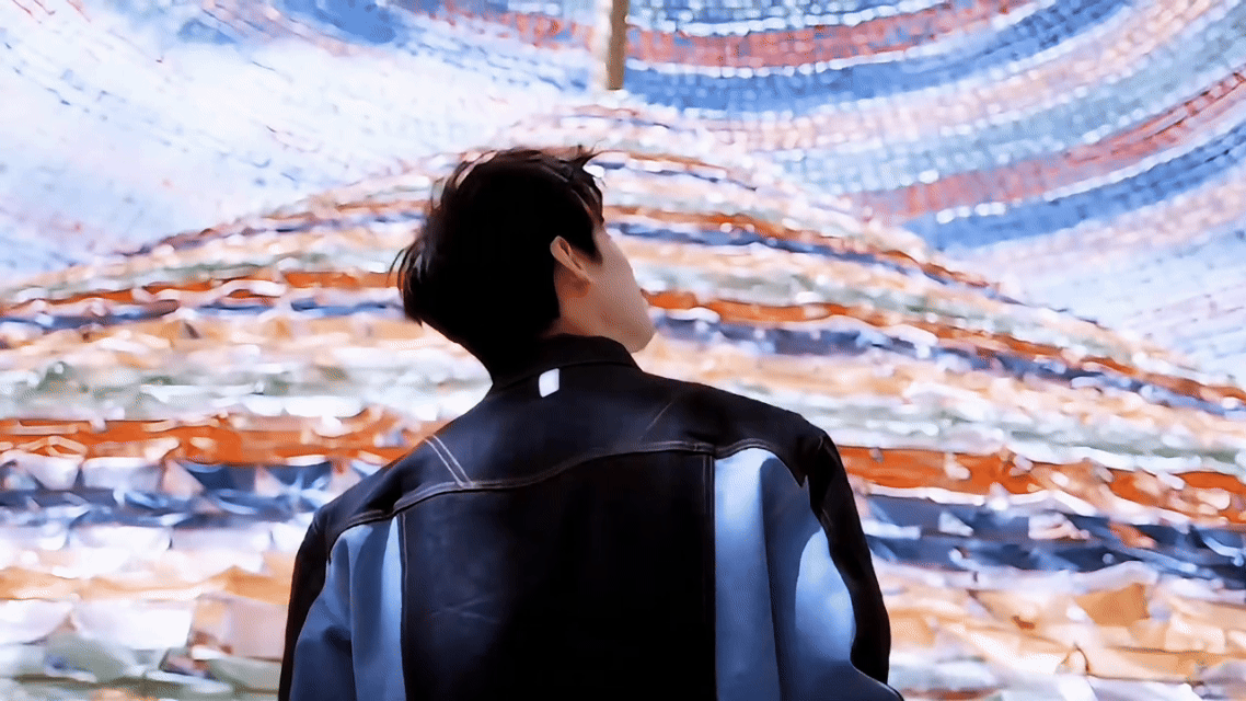 黄俊捷黄俊捷云南经幡大片黄俊捷这张脸给到一个夯黄俊捷这组云南经幡照片太绝了，牛仔