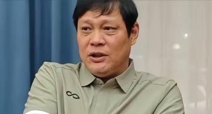 “你们懂个屁！”范大将军这一嗓子，真把国内青训圈的遮羞布扯下来了。近日董路带“东