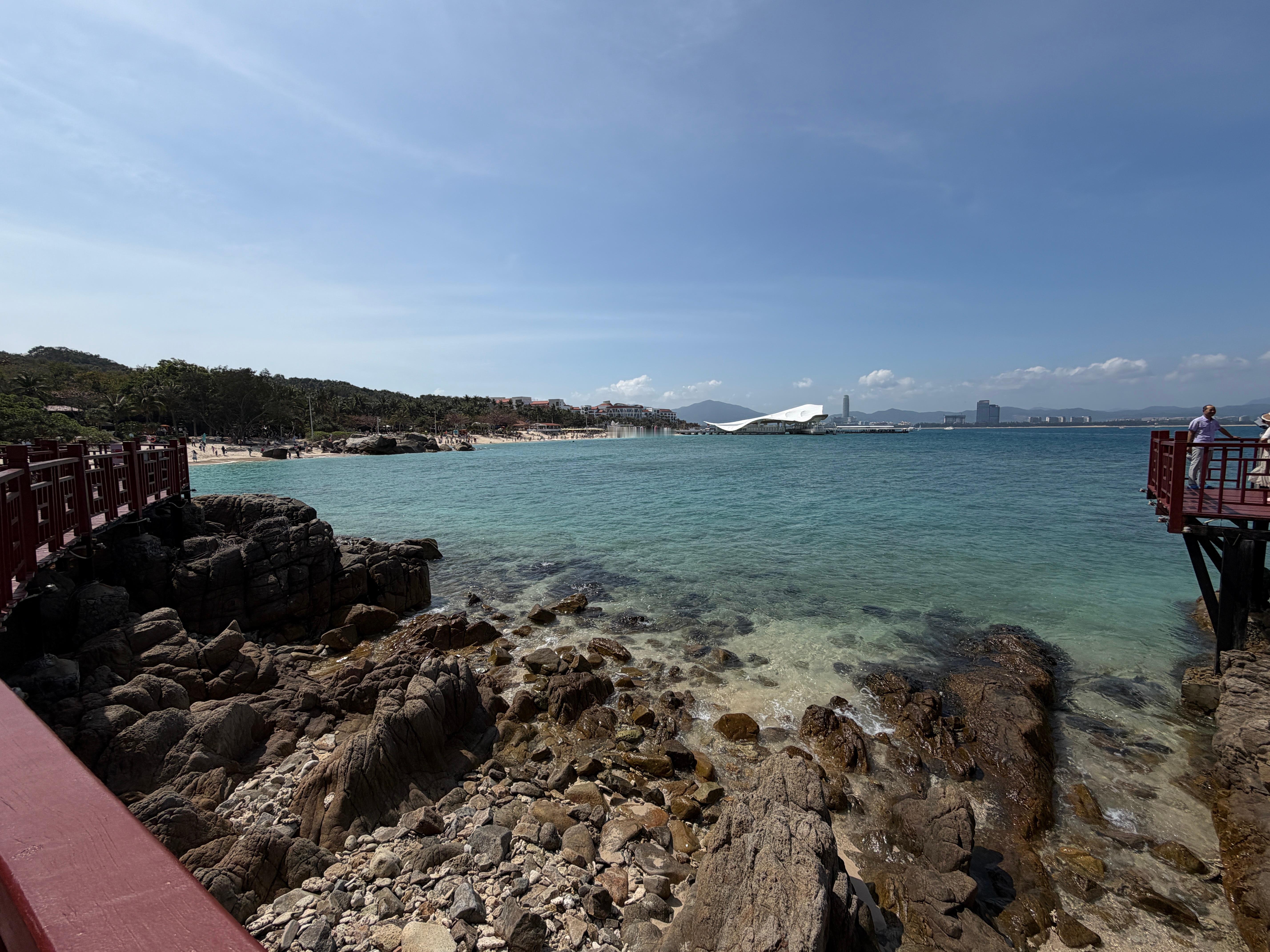 一大早，理发40，洗车50，洗狗200，值得思考