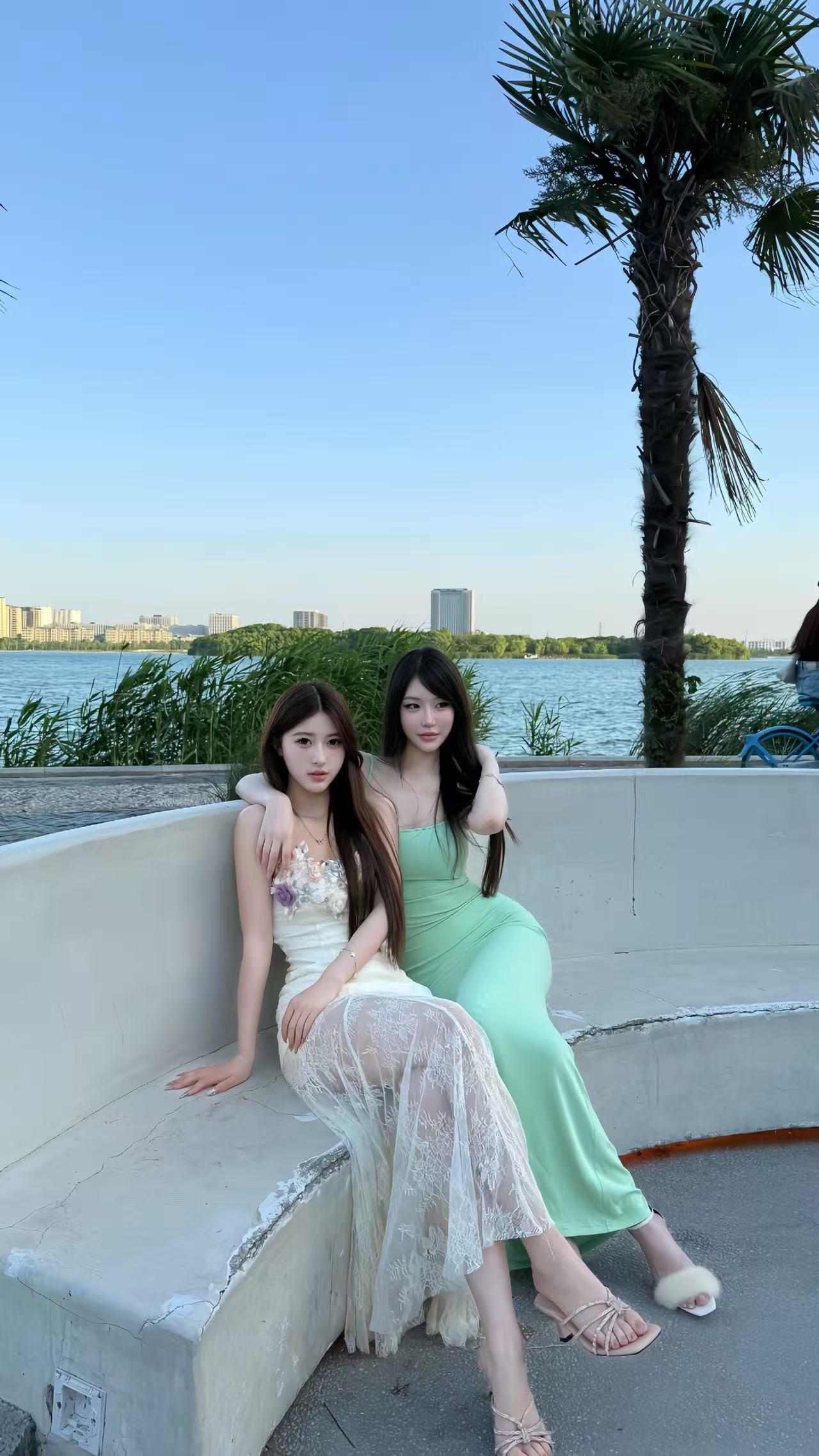 比起虚幻的幸福 还是长久的平淡更有意义