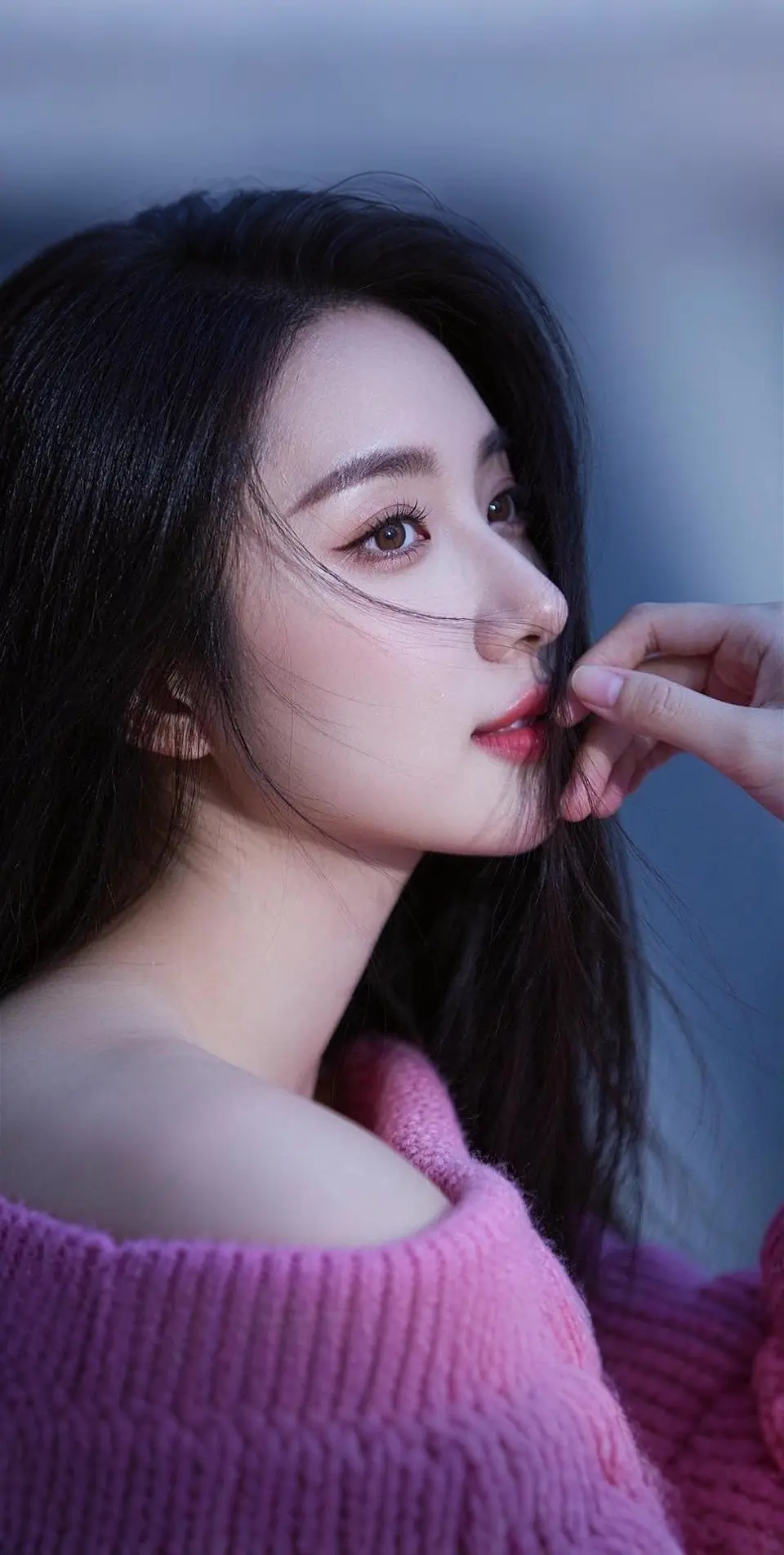 “向阳而生，我依旧是我。”