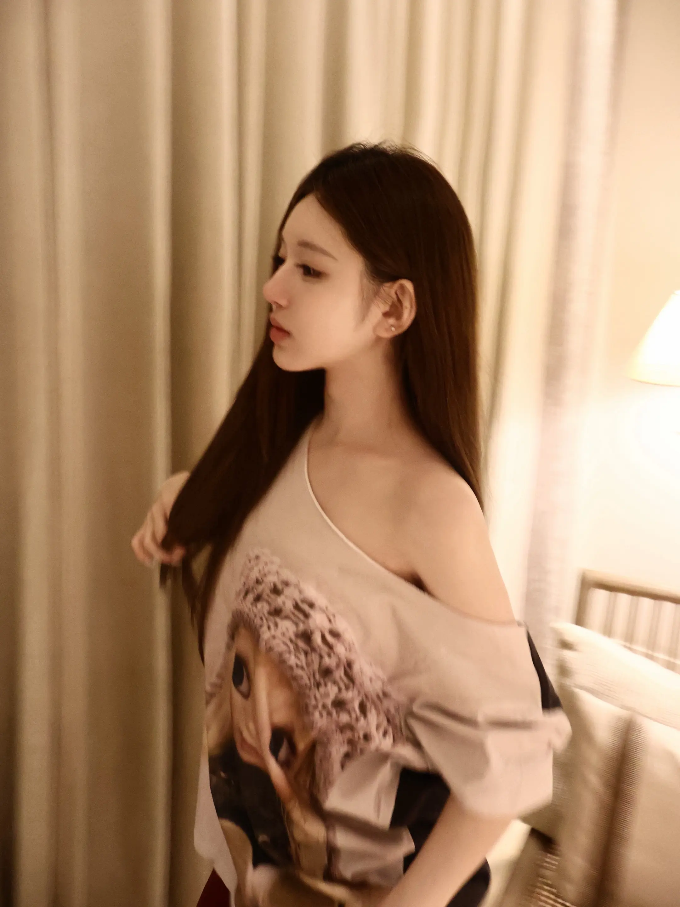 不如我们掰掰手腕 让我试试你的手段