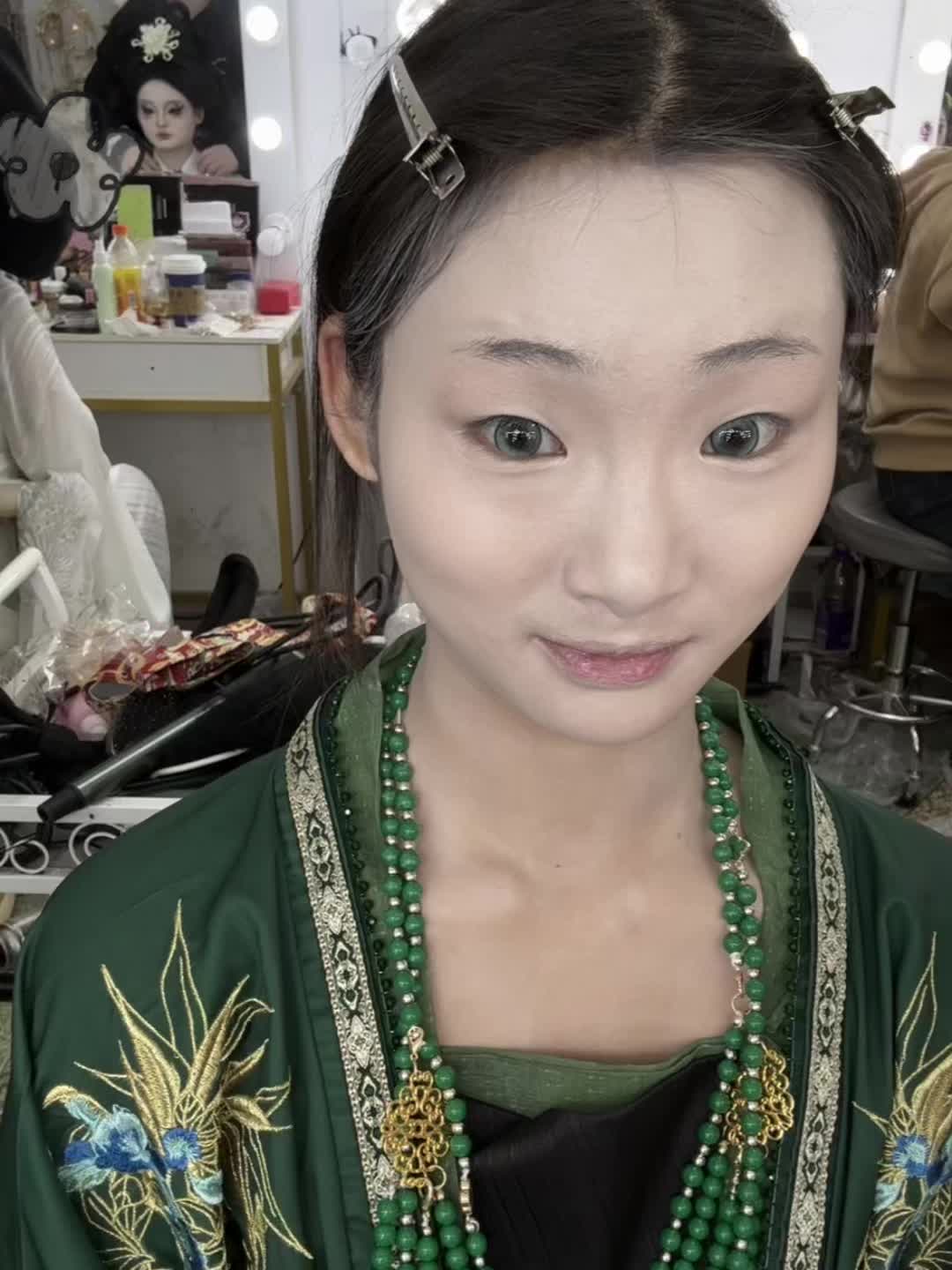 大师你看我像妖吗？