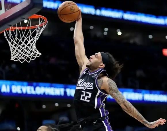 休斯顿火箭和谢泼德同一年进入NBA的13号秀德文-卡特被裁掉了，他适合火箭吗？此