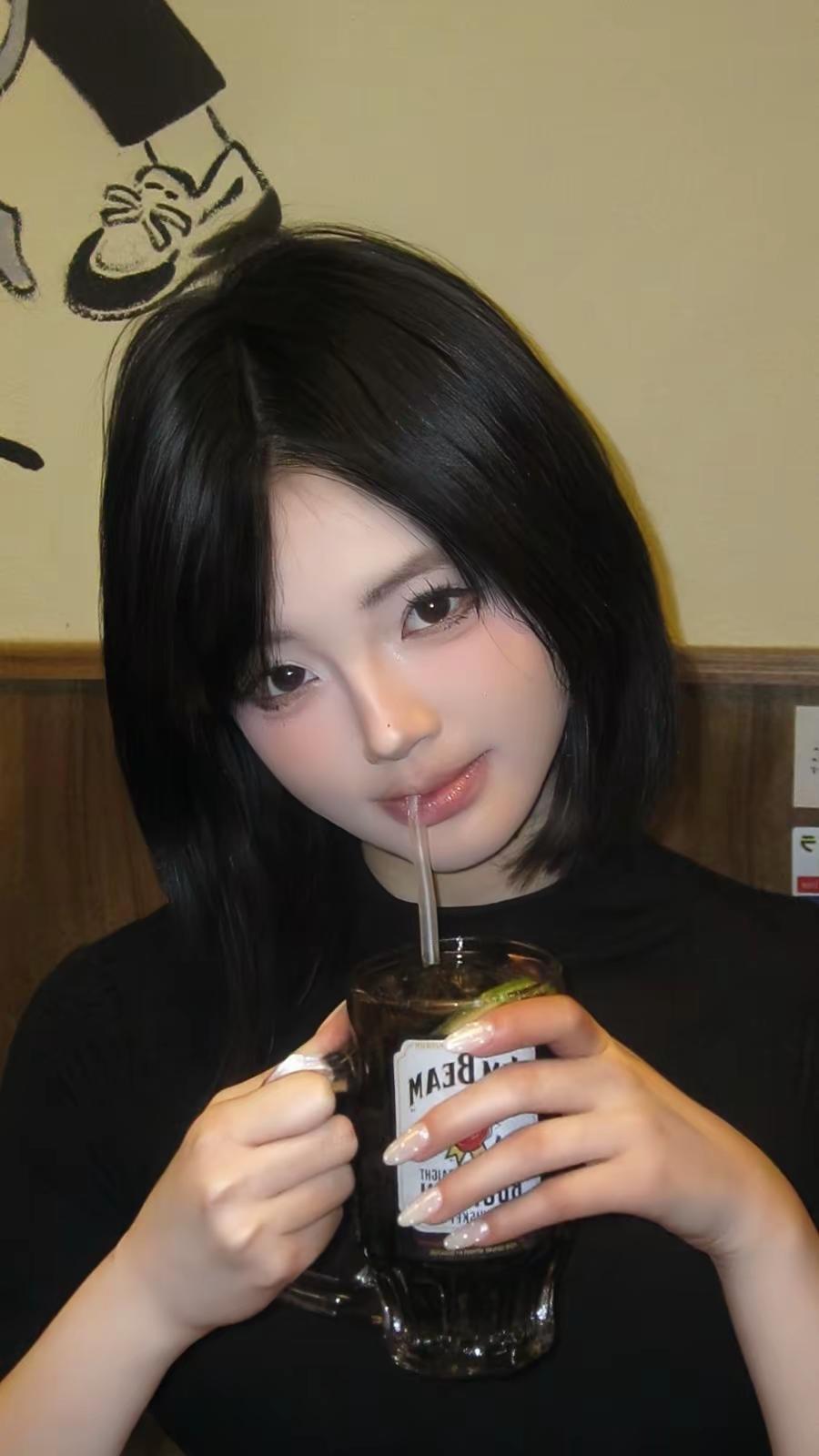 🍽️🍳🤔请和我约会 短发 wlw