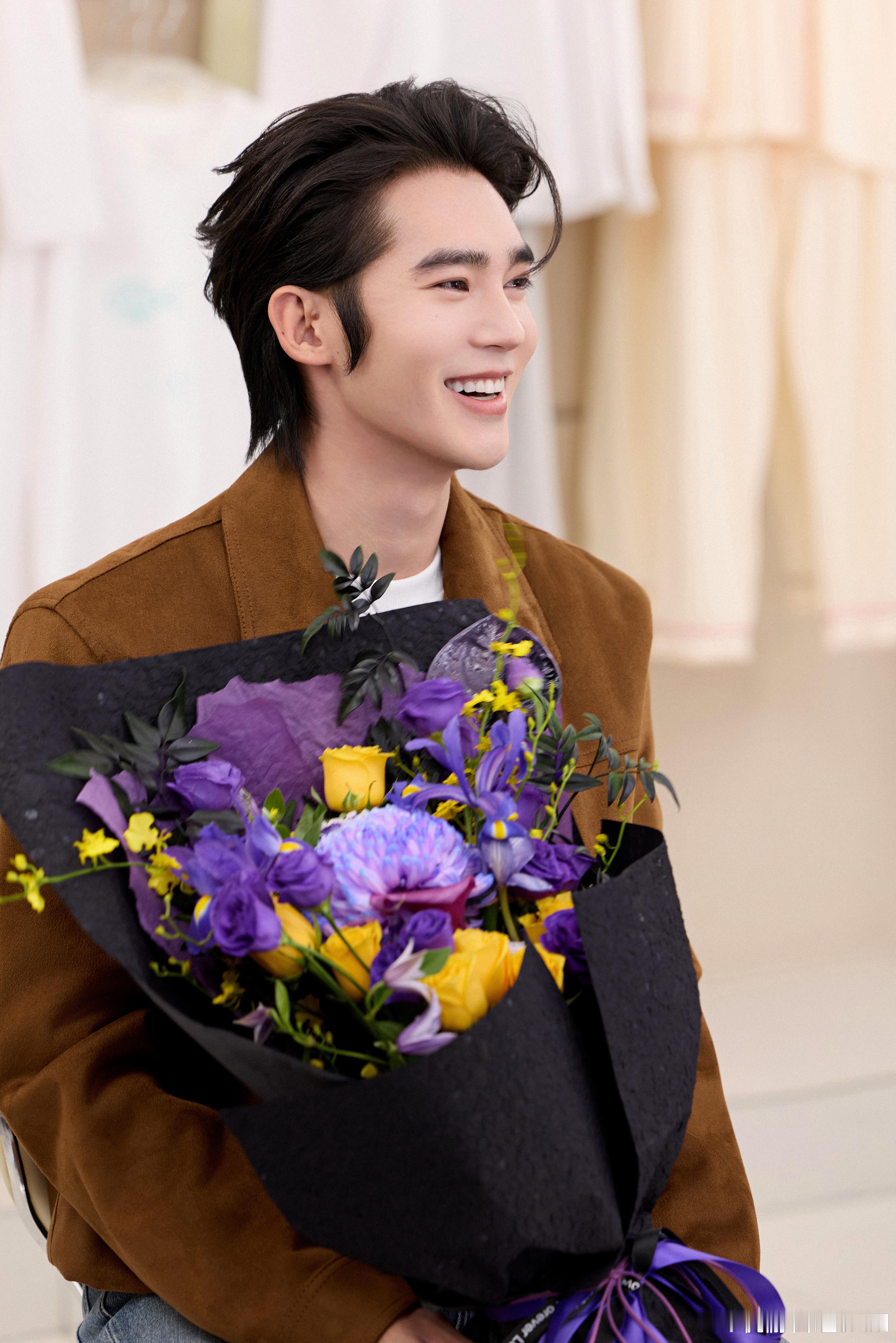 于适yosh于适适诗演唱会于适1222生日快乐 我今天一定有票，宝宝会保佑妈妈的