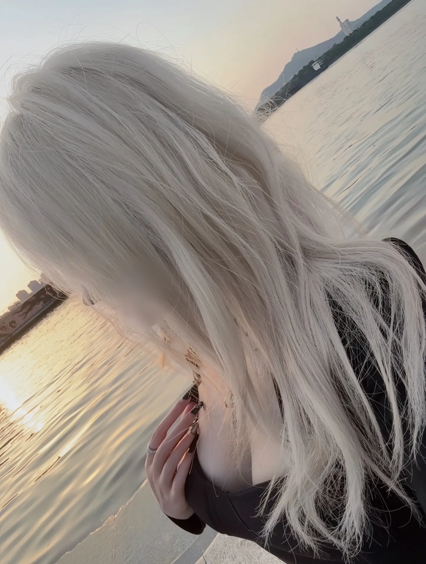 你给我的爱无人能及 你给我的痛也是