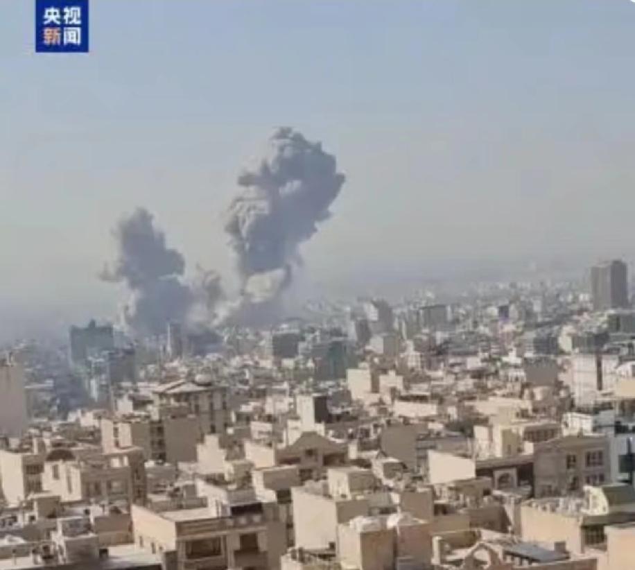 伊朗现在为了保住自己，走的就是拖字诀的战略，就是跟对方磨时间。先跟对方来上三个月