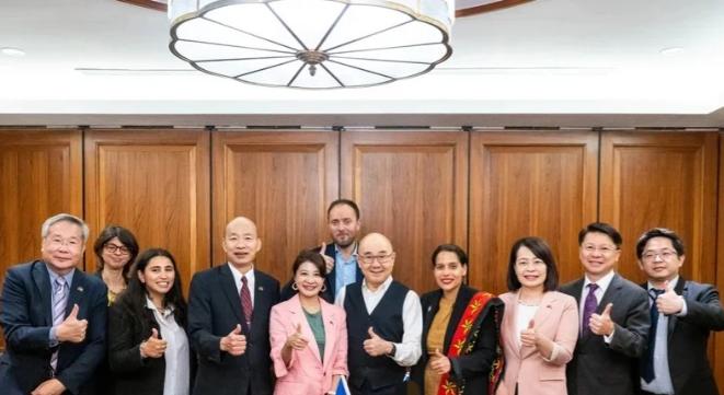昨天才说了韩国三名议员窜访台湾，9号又爆出法国国民议会议员尤素夫、加西尤、曼苏里