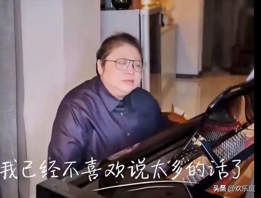 其实韩红挺委屈的，只是帮冯小刚新电影站台说了句走个面，没想到会带来这么大的反响