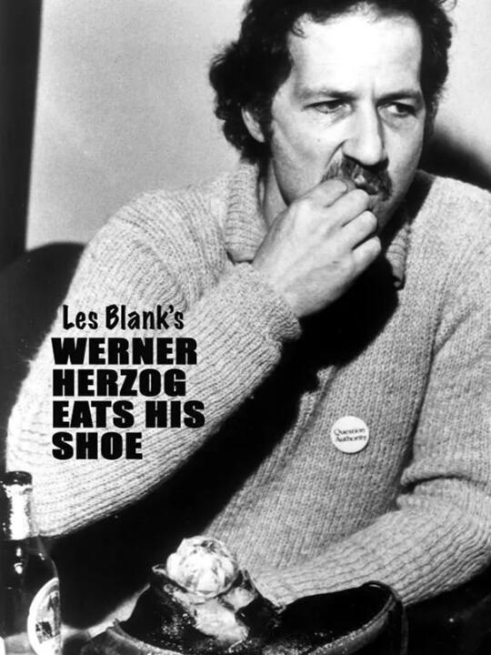 为鼓励新人拍电影，赫尔佐格吃掉他的鞋👞