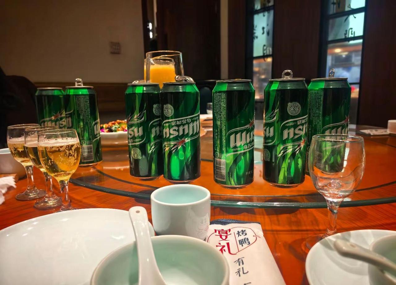 人生得意须尽欢 一杯小酒解心宽