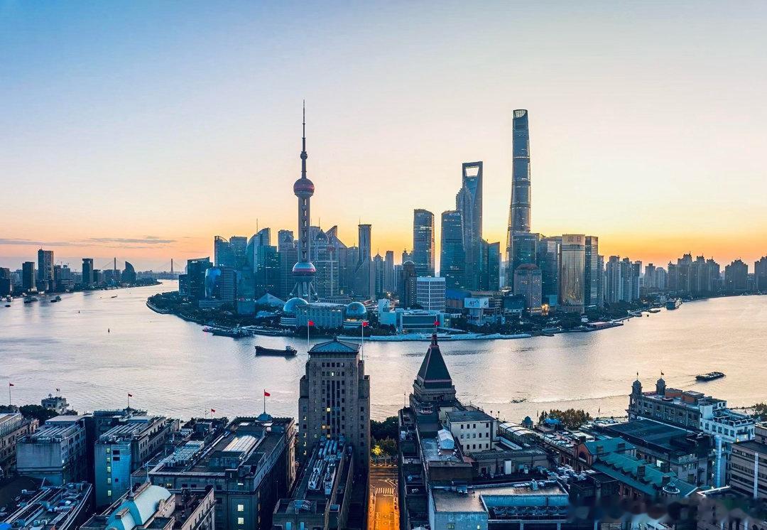 A股航空股全线大涨先赞后看，爆赚不断！[抱拳]财富是对认知的补偿，而不是对勤奋的