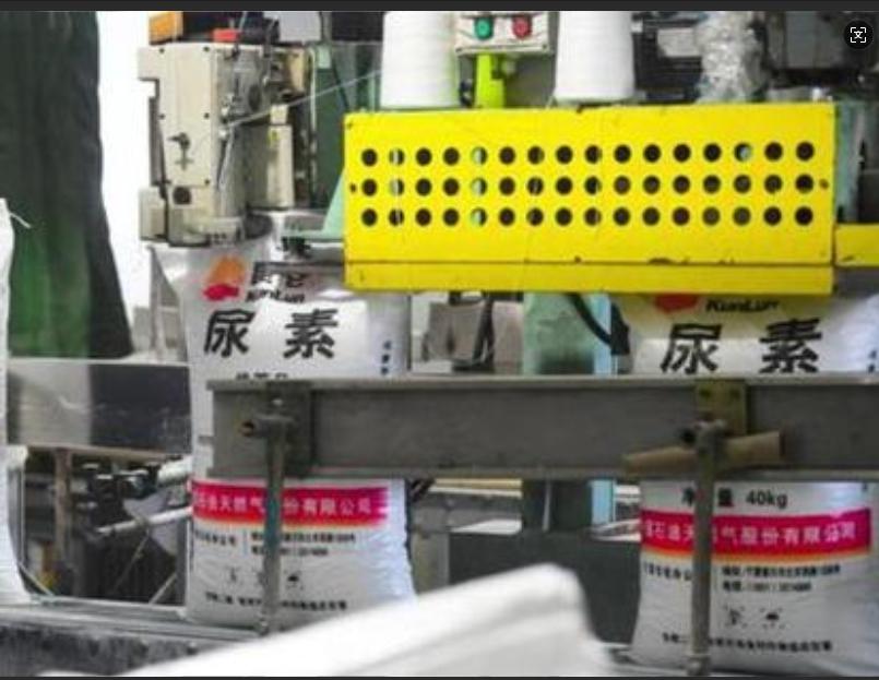 霍尔木兹海峡一堵，你猜谁赚麻了？不是倒腾石油的，是大西北搞化肥的！

大家一听到