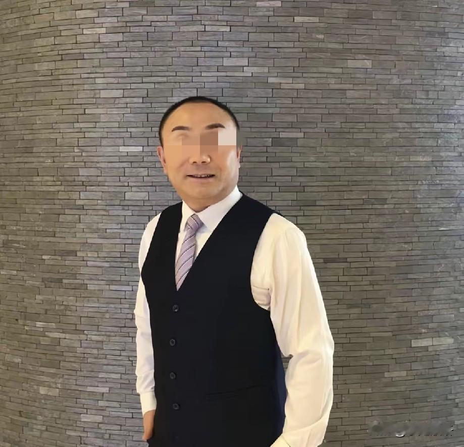 西安知名好老板严鹏离世，全城惋惜，严总一路走好
 
今天西安商界传来令人心碎的消