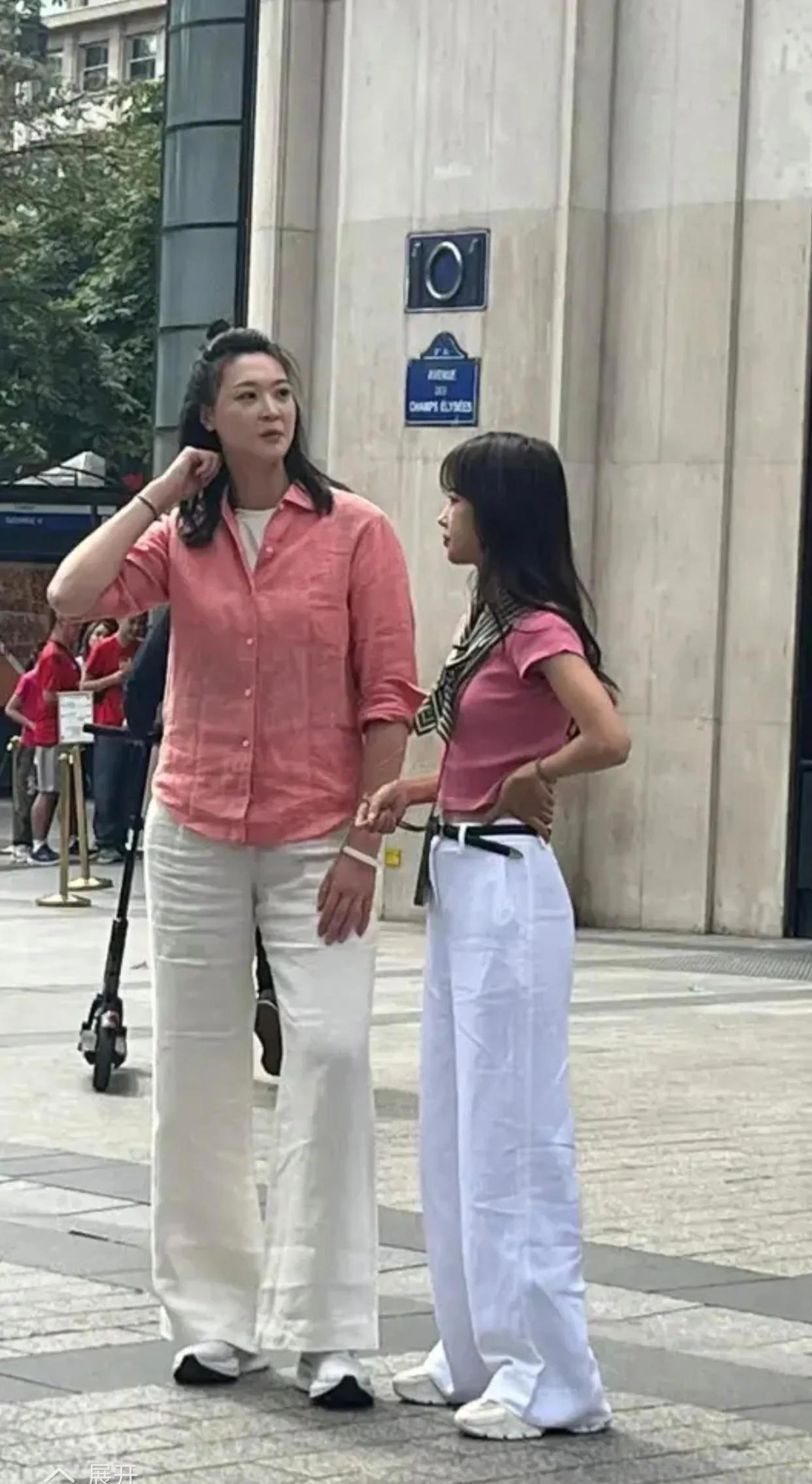 老天呐，差点没认出来，没有想到真人那么大！