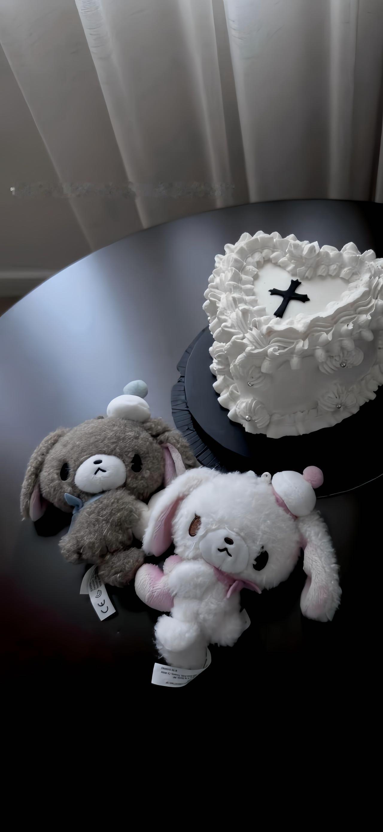 韩系暗调𝐢𝐧𝐬壁纸ꔷ × ꔷ 一些黑色元素萌萌壁纸 