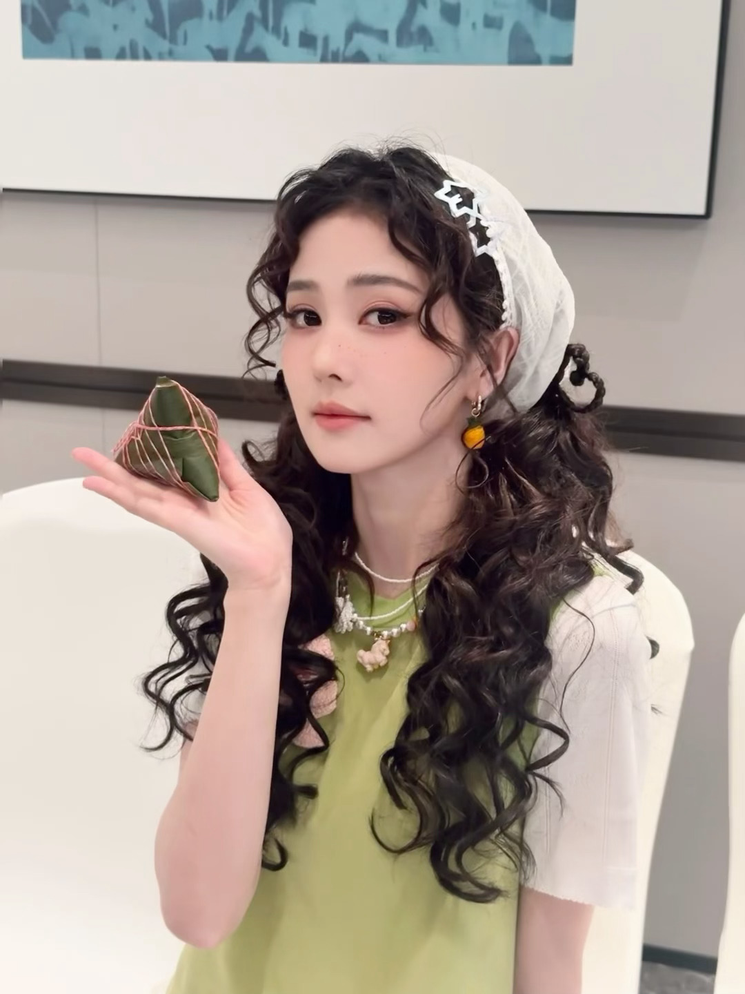 白鹿莫离🍐奔跑吧白鹿 【图片】26.06.19@ 白鹿资讯站 XHS更新白鹿相
