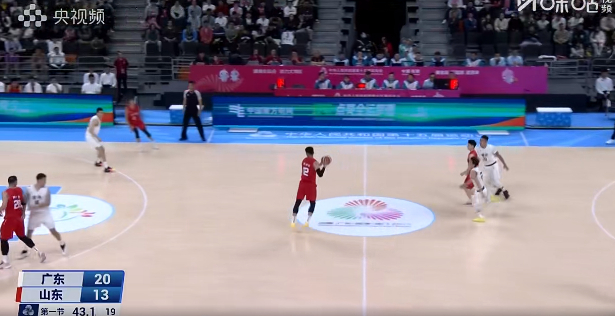 今天广东队赢球问题是不大的，即便是命中率不行，他们也可以通过长轮换把山东队消耗死