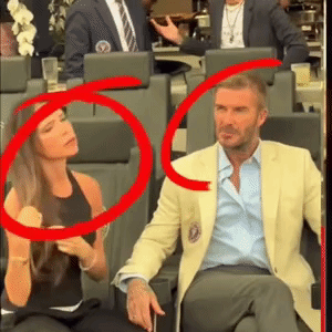 夫妻间的审美疲劳被贝克汉姆演绎得淋漓尽致，贝嫂当着丈夫的面搔首弄姿，把自己最美的