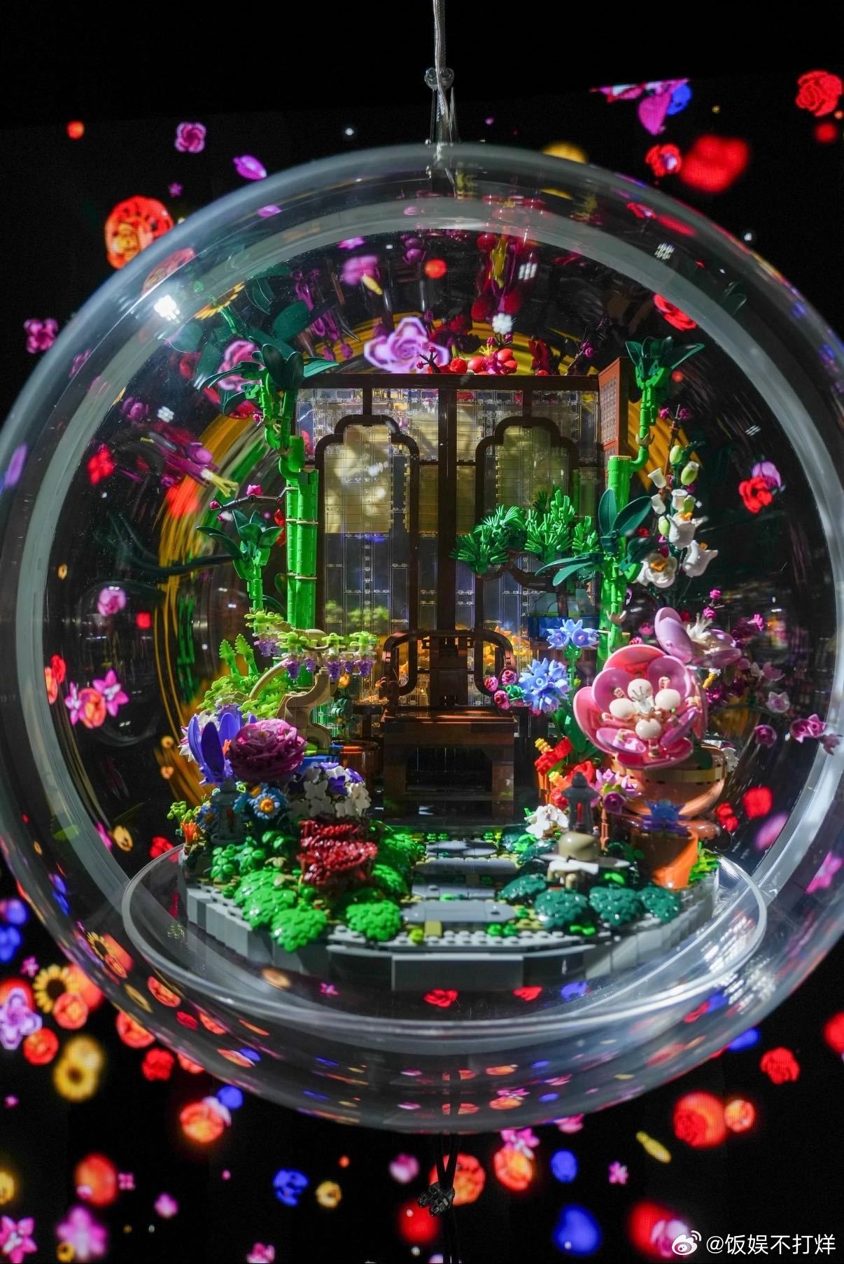 乐高开花展王一博邀请你验收38万朵花 上海西岸油罐这个展太适合喜欢拍照的朋友，3