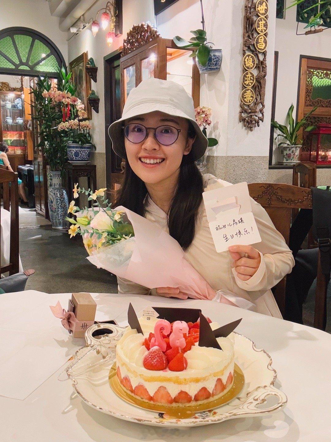 昨天32了，这个岁数真好。 