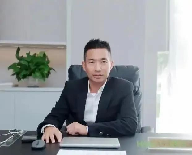 从曾经遍布街头的国民食堂，到如今默默退场的城市边缘人，沙县小吃到底经历了什么？