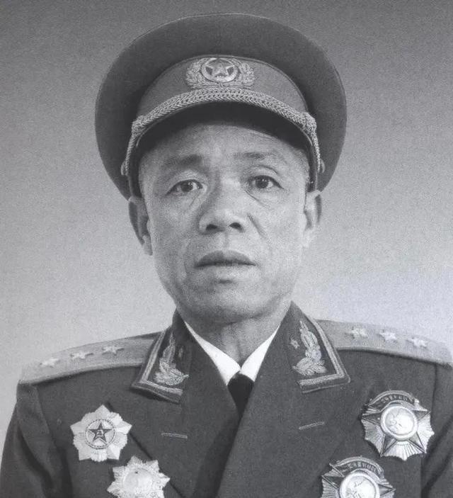 旋风将军韩先楚！13分钟突破天险临津江，战术封神，刘伯承给出满分评价
13分钟到