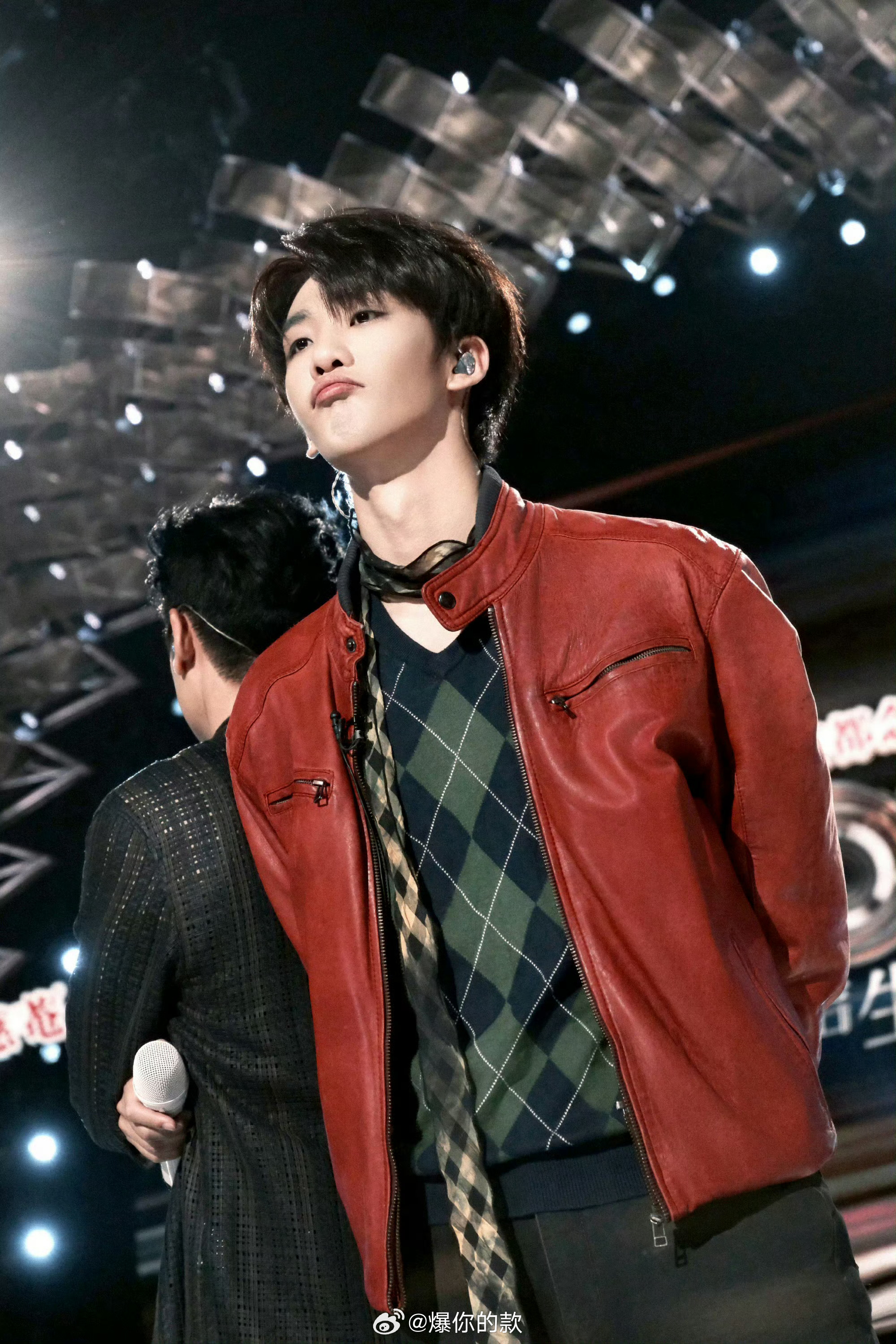 王赫野已经出道五周年了 王赫野大风吹已经五年了从哈尔滨走出来的大男孩，带着 《大