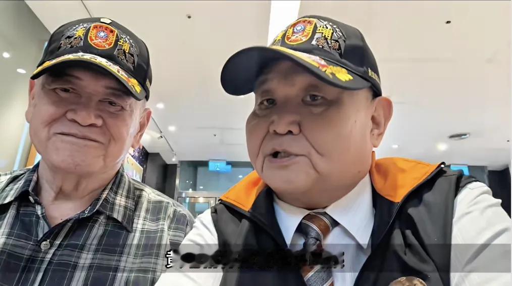 台退役中将高安国戴着电子脚镣高喊：中国必将统一
 
12日，82岁的台军退役中将